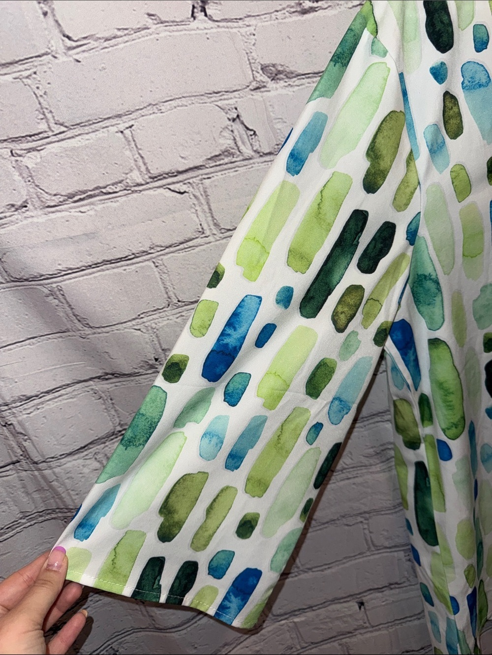 V-Neck Watercolor Dot Stripe Tunic - Green & Blue - Picture 3 of 4